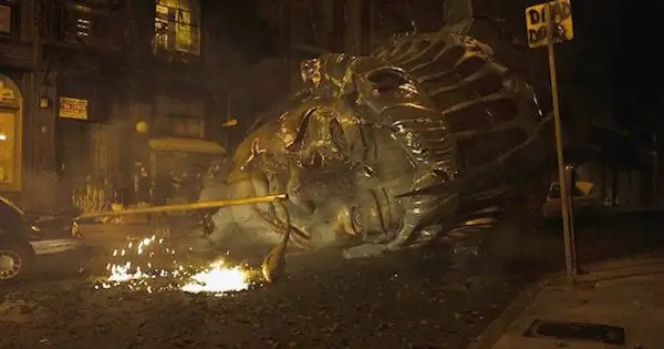 Вспоминая шумиху вокруг Cloverfield 10 лет спустя