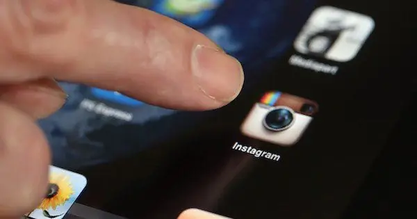 Средний школьник получил 10-дневную дисквалификацию за «лайк» фото в Instagram