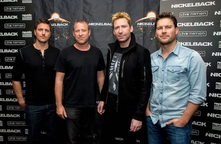 Nickelback используется в Tinder для свидания