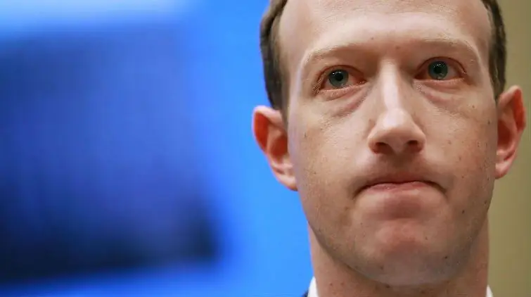 Нижний мозг: подождите, я что, придурок из Facebook?
