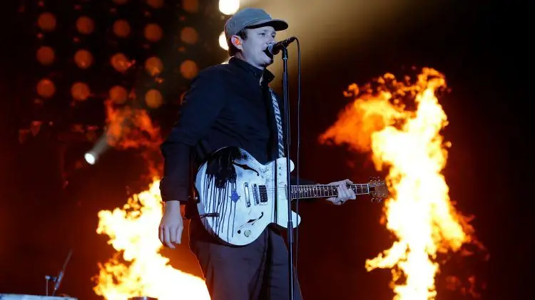 Бывший участник Blink-182 Том ДеЛонг хочет доказать, что НЛО реальны