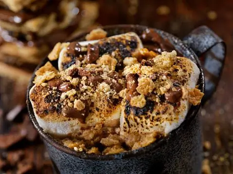 Горячий шоколад S'mores Горячий шоколад S'mores