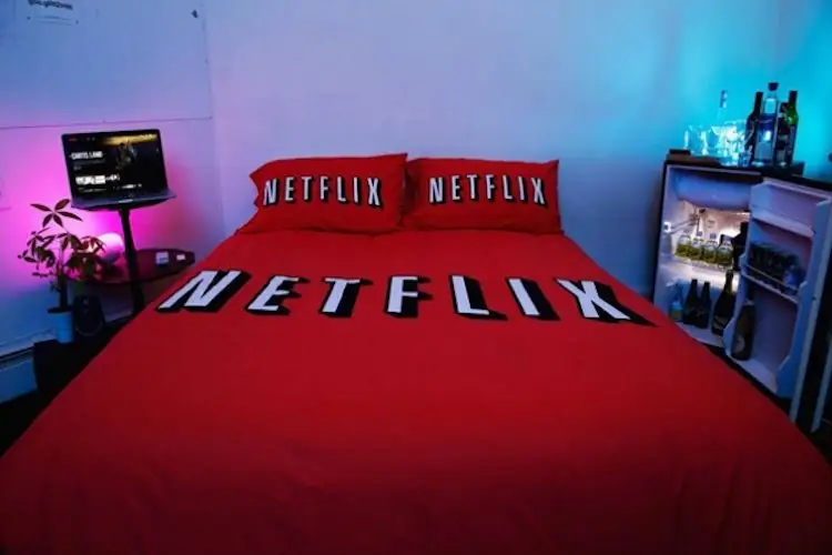 20 Чертовски смешные фотографии Netflix и Chill в поддержку женского скептицизма по отношению к мужчинам