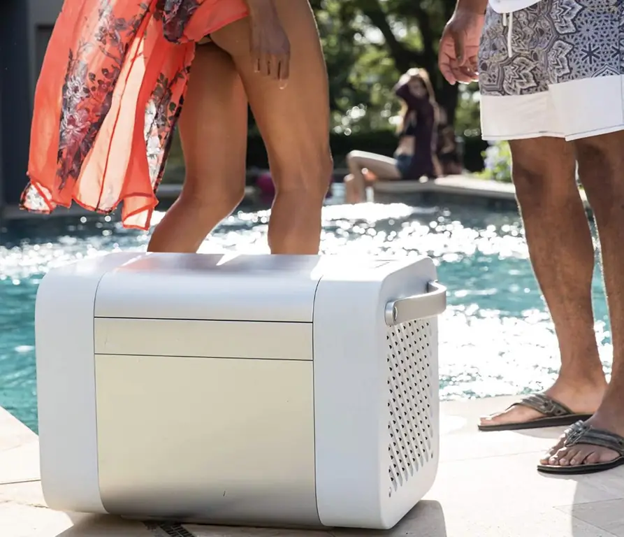 Динамик Kube Bluetooth с 37qt Cooler Storage Динамик Kube Bluetooth с 37qt Cooler Storage