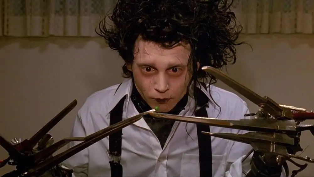 2. «Эдвард руки-ножницы» (1990) 2. «Эдвард руки-ножницы» (1990)