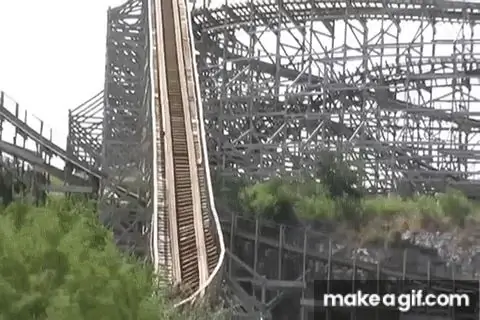 Iron Rattler в Six Flags, Техас Iron Rattler в Six Flags, Техас