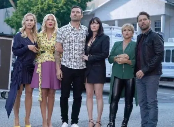 У нас есть 6 надежных догадок, кто такой сталкер «BH 90210» (осталось всего 2 эпизода)