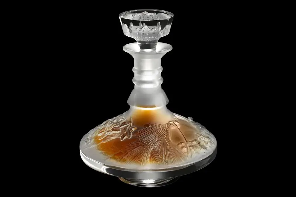 Macallan, 64 года, в Lalique - 625 000 долларов Macallan, 64 года, в Lalique - 625 000 долларов