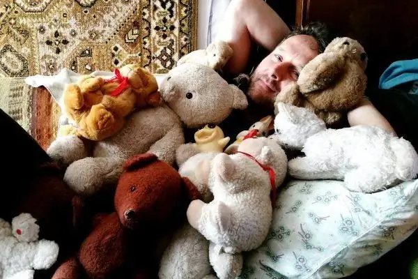 Тем временем во Флориде: мужчина арестован после того, как занялся сексом с чучелами животных в мишени; Ожидал большего, платил меньше Тем временем во Флориде: мужчина арестован после того, как занялся сексом с чучелами животных в мишени; Ожидал большего, платил меньше