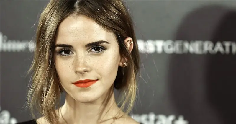 Emma Watson's теперь темно-коричневого цвета - посмотрите на образ