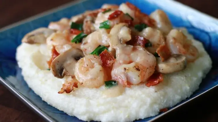 Стейси Келли из SouthernBite.com предлагает вкусные креветки и крупу Стейси Келли из SouthernBite.com предлагает вкусные креветки и крупу