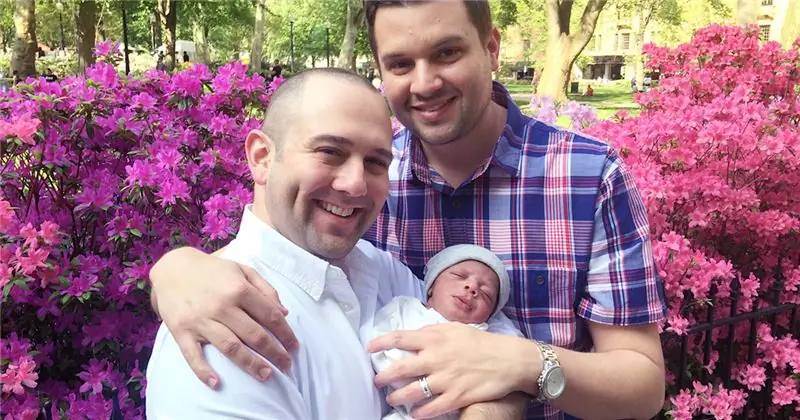 'Дорогое будущее Baby' пара приветствует сына