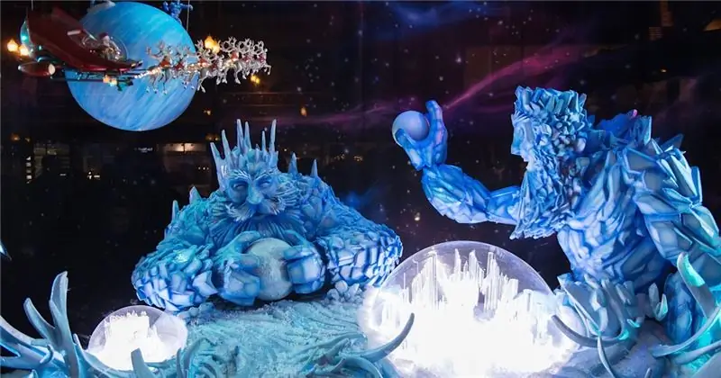 Лучшие праздничные витрины 2015 года