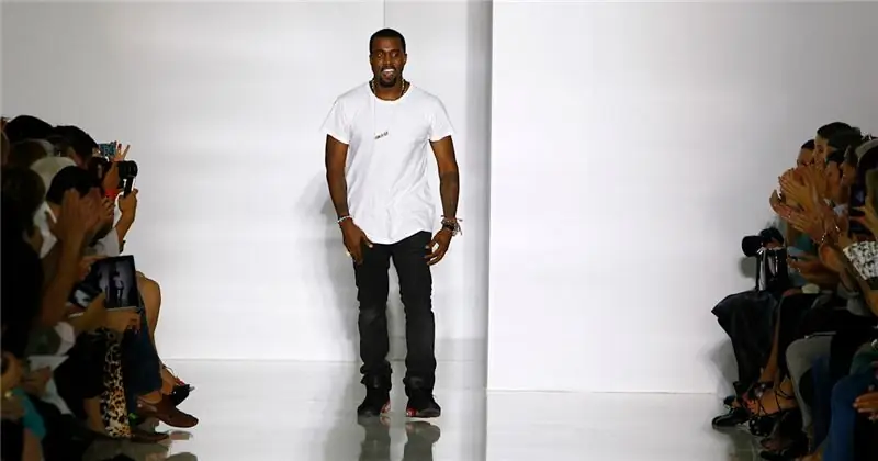 Kanye&x27 крадет дебютный показ на подиуме