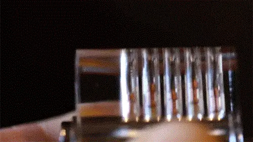 Поперечное сечение штифта с поворотным замком gif Поперечное сечение штифта с поворотным замком gif