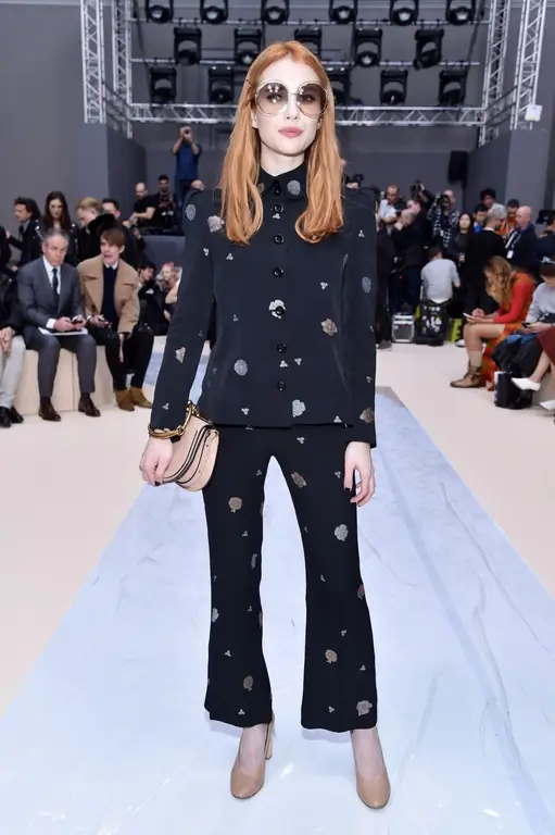 Chloe: Front Row - Paris Fashion Week Womenswear Fall/Winter 2017/2018 Chloe: Front Row - Paris Fashion Week Womenswear Fall/Winter 2017/2018
