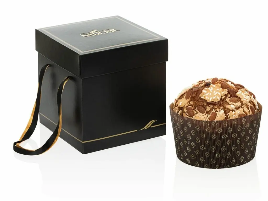 panettoni artigianali delivery consegna domicilio chef stellato Sadler panettoni artigianali delivery consegna domicilio chef stellato Sadler