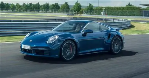 Porsche представил суперкар-быстрый 911 Turbo Coupe и Cabriolet Convertible
