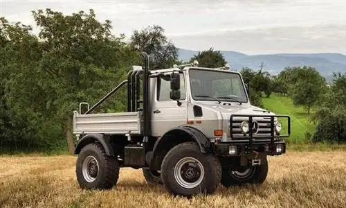 Поклонитесь крутому грузовику Mercedes Unimog 1977 года Арнольда Шварценеггера
