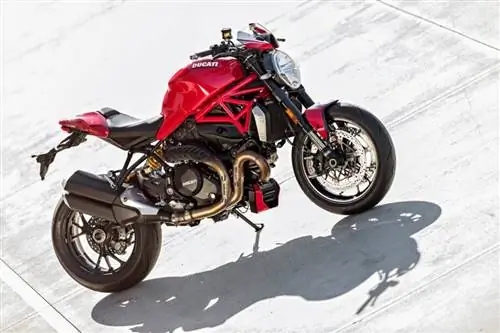 Ducati Monster 1200 R обнажен и не боится