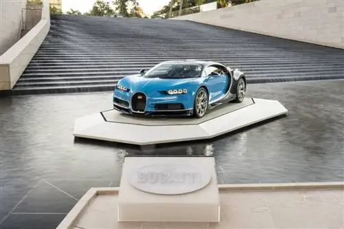 Директор по дизайну Bugatti выбрал 6 самых культовых моделей всех времен
