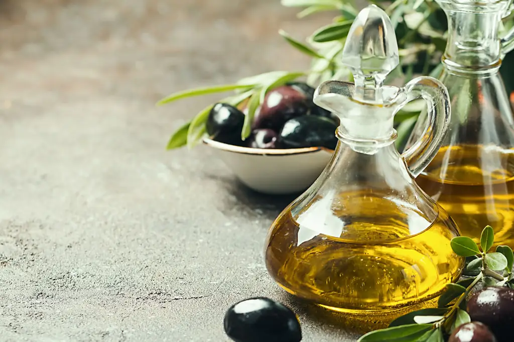 Оливковое масло первого холодного отжима (EVOO) Оливковое масло первого холодного отжима (EVOO)