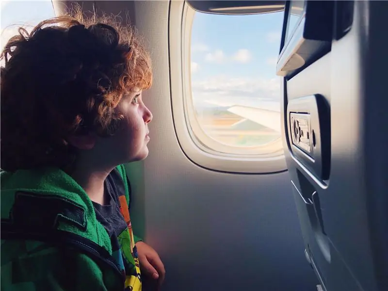 Дети до 14 лет теперь могут летать бесплатно на Frontier Airlines