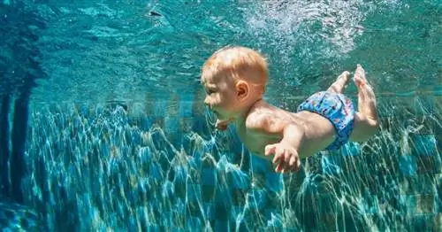 С какого возраста можно водить ребенка в бассейн?