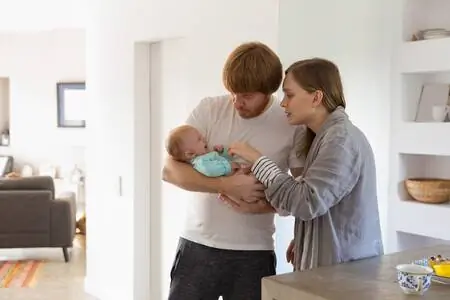 Возвращение домой с новорожденным: Полное руководство для молодых родителей