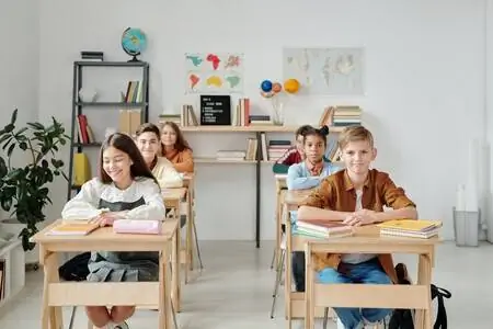 Почему родители не должны говорить с другими об оценках детей