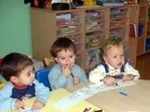 Все больше школ начинают преподавать языки 4-летним детям