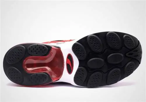 Дата выхода PUMA Scuderia Ferrari Cell Venom Дата выхода PUMA Scuderia Ferrari Cell Venom