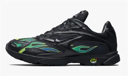 Дата выхода Supreme x Nike Zoom Streak Spectrum Plus Black White Volt