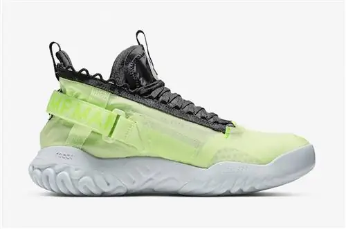 Дата выхода Jordan Proto React Barely Volt BV1654-700