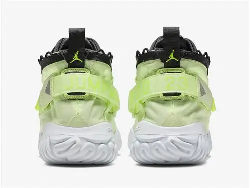 Дата выхода Jordan Proto React Barely Volt BV1654-700
