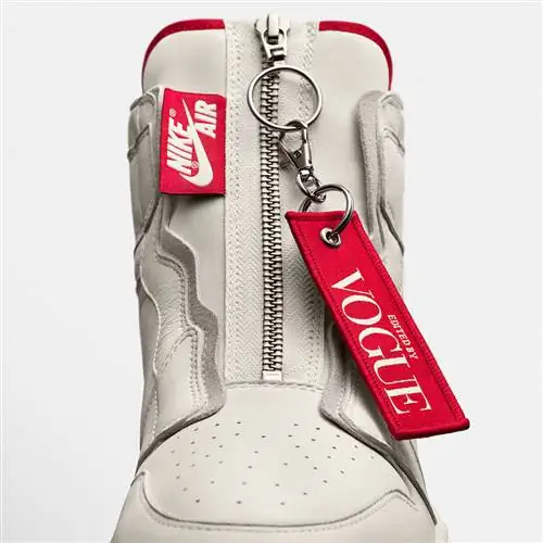 Vogue Air Jordan 1 High Zip AWOK Sail University Red Дата выпуска Vogue Air Jordan 1 High Zip AWOK Sail University Red Дата выпуска