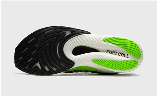 Дата выхода Stone Island New Balance FuelCell RC Elite V2 MSRCELSO Дата выхода Stone Island New Balance FuelCell RC Elite V2 MSRCELSO