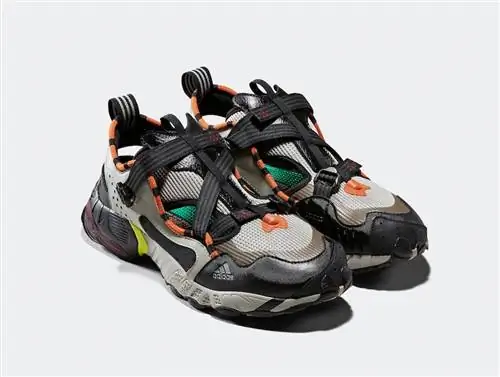 Adidas Консорциум Новатурбо EG2214