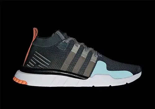 Adidas EQT Support Mid ADV празднует Новый год с двумя новыми цветовыми решениями