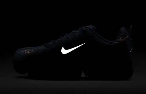 Дата выхода Nike Air VaporMax 360 Obsidian Total Orange CW7480-400 Дата выхода Nike Air VaporMax 360 Obsidian Total Orange CW7480-400