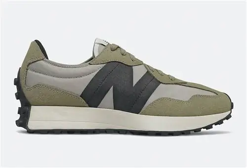 New Balance 327 доступны в алюминиевом и скрытом зеленом цветах