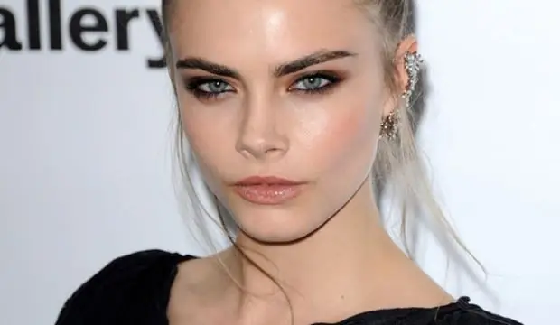 el_look_de_cara_delevingne_5695_643x-620x360 el_look_de_cara_delevingne_5695_643x-620x360