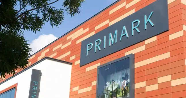 Эти гламурные сапоги-носочки за 19 евро от Penneys - единственное, что мы хотим надеть на это Рождество