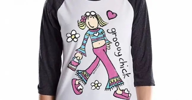 Теперь вы можете получить футболки Groovy Chick, и мы ностальгируем AF