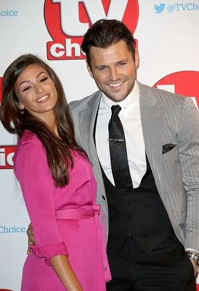 на церемонии вручения наград TV Choice Awards 2015 в отеле Hilton Park Lane 7 сентября 2015 года в Лондоне, Англия на церемонии вручения наград TV Choice Awards 2015 в отеле Hilton Park Lane 7 сентября 2015 года в Лондоне, Англия