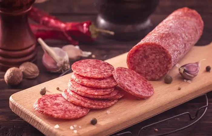 Продукты с высоким содержанием натрия - салями Продукты с высоким содержанием натрия - салями