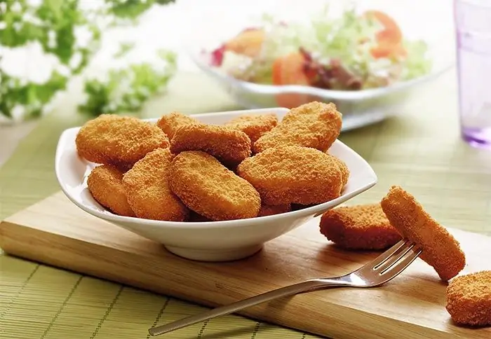 Рецепты куриных наггетсов - Куриные наггетсы с луком Рецепты куриных наггетсов - Куриные наггетсы с луком