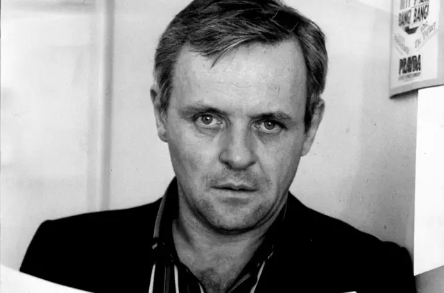 Энтони Хопкинс получает звезду на Аллее Славы