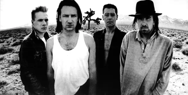 U2 вызывает бред на первом концерте своего испанского турне