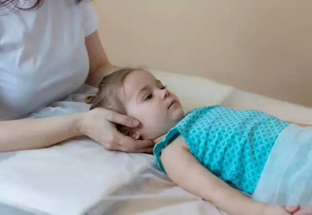 Детский массаж: здоровье для самых маленьких